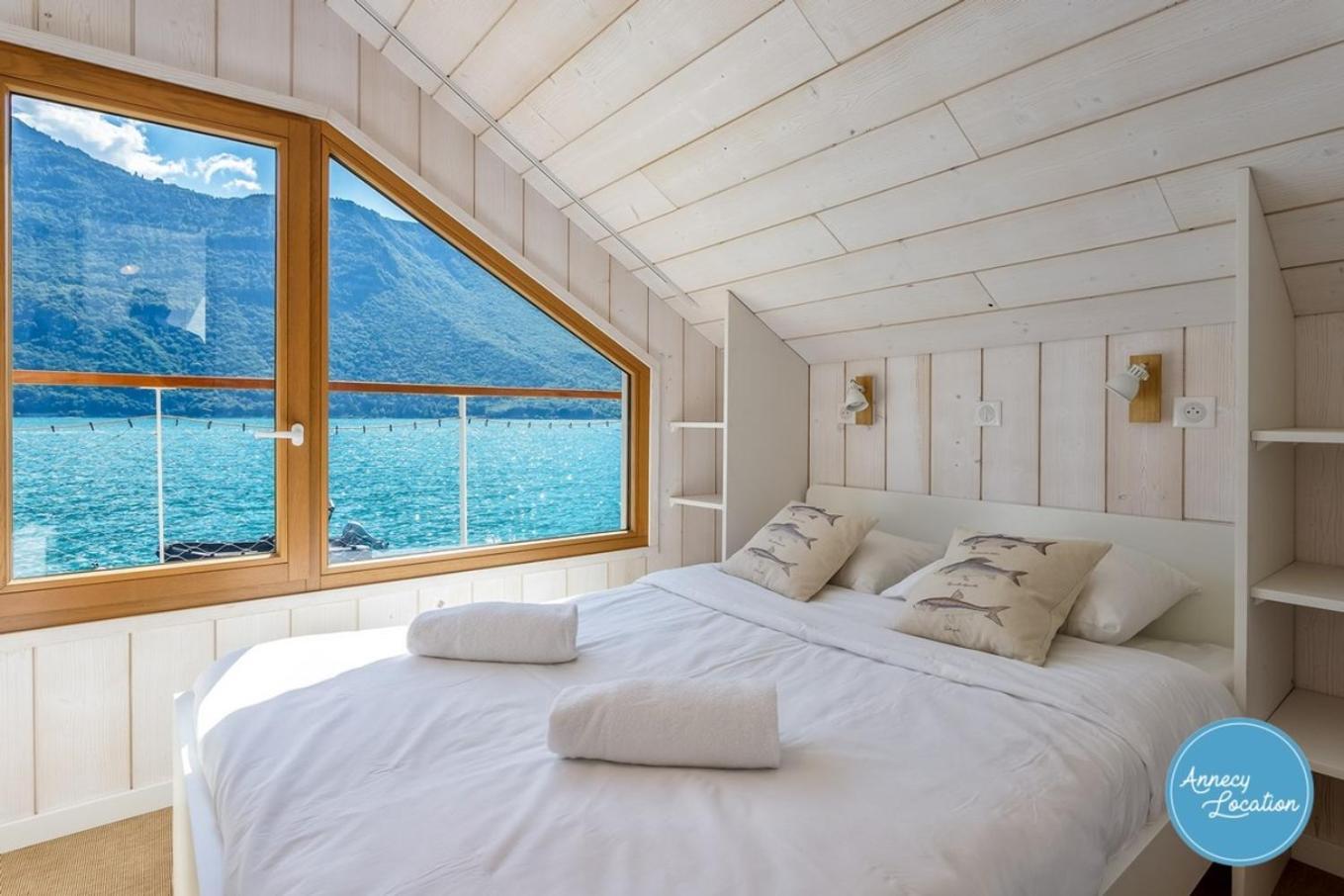 Chalet Coquillage Waterfront Escape On Lake Дусар Екстериор снимка